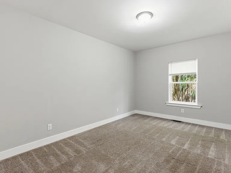 702 N Church St — Photo 11