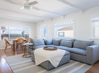 124 42nd St, Manhattan Beach, CA 90266