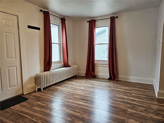 5th image of 434 S Maple Ave
