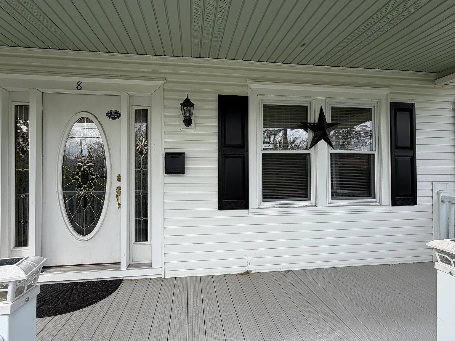 3 bed, 1224 sqft, $2,700 — Photo 2