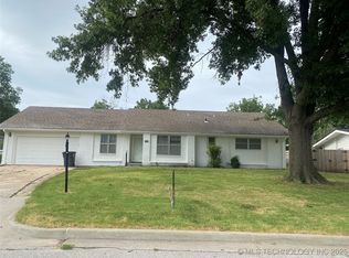 6811 E 58th St S, Tulsa, OK 74145