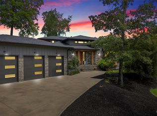 107 Bridgewater Dr, Fletcher, NC 28732