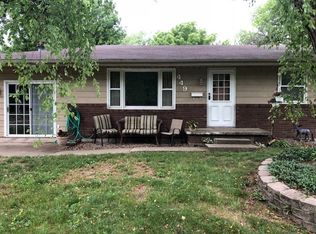 449 N Champaign St, Bement, IL 61813