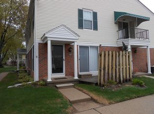 24704 Meadow Crk, Harrison Township, MI 48045