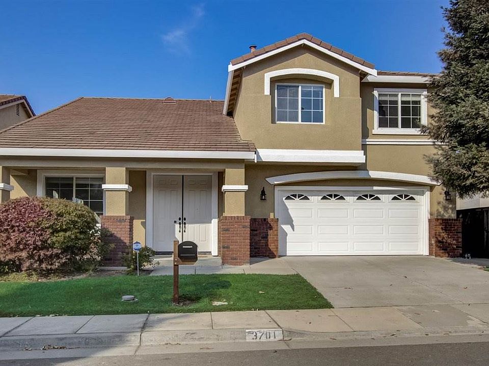 1st image of 3701 Woodland Pl