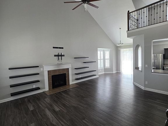 3rd image of 12510 Deer Lake Ln