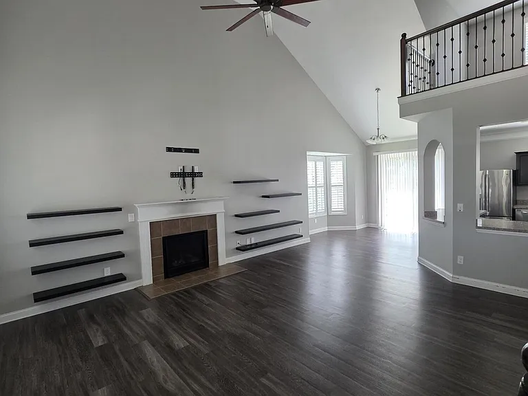 12510 Deer Lake Ln — Photo 3