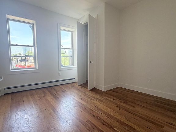 5th image of 166 Clinton Ave #10E