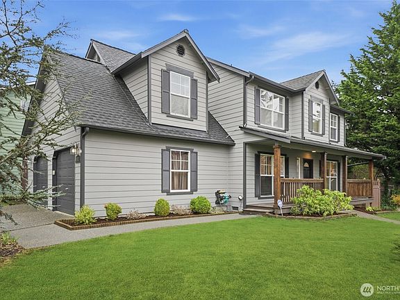 4th image of 803 124th Court NE