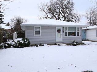 927 Curtis Ave, Joliet, IL 60435