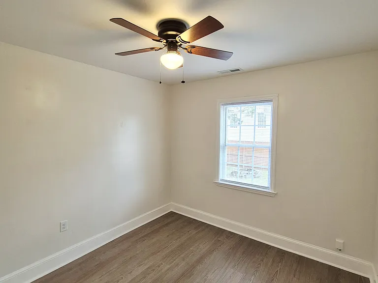 115 Slagle Ave — Photo 40