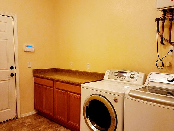 2nd image of 601 Menaul Blvd NE Unit 2905