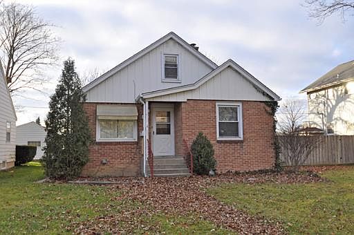 1st image of 1326 Linden Ave