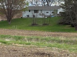 N21938 Daffinson Ln, Ettrick, WI 54627