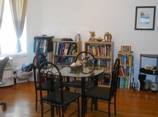 4453 N Dover St #1, Chicago, IL 60640