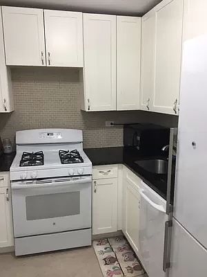 2nd image of 89-00 170th St #11K