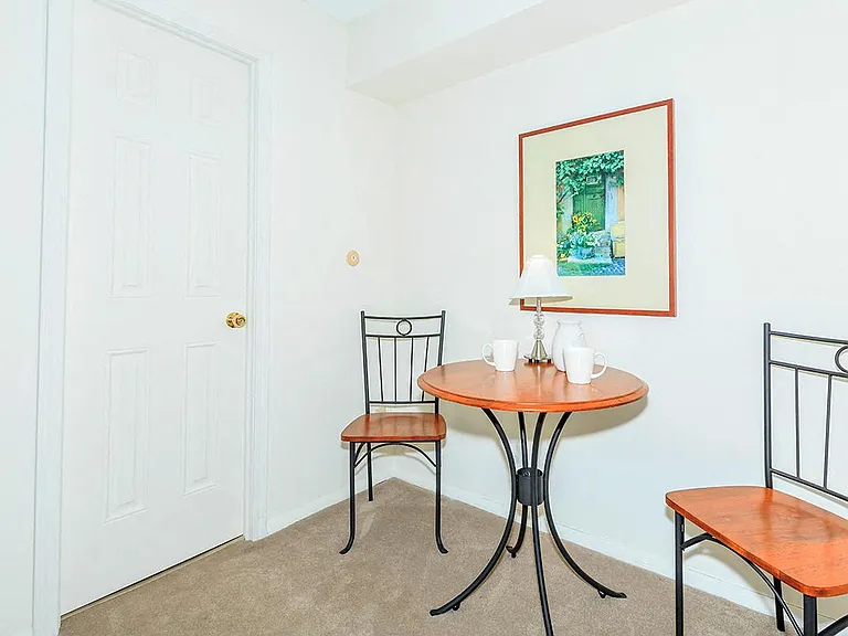 North Wood Apartments — Photo 15