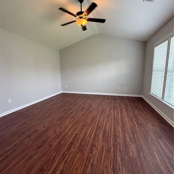 8930 Ruel Ln — Photo 11
