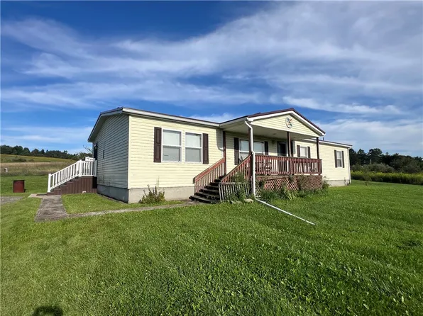 24 Becky Ln, Erin, NY 14838