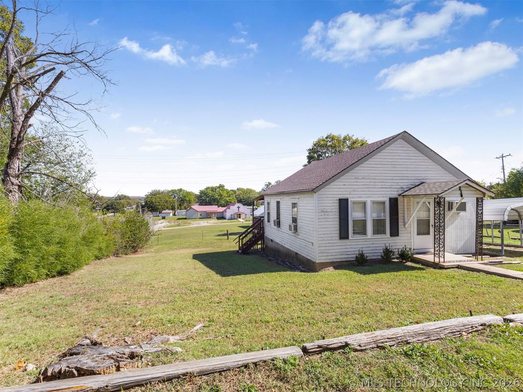 236 N Wilson St, Fairfax, OK - View 4