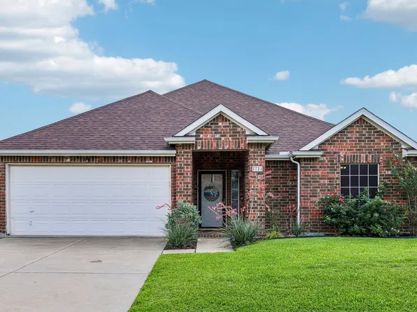 2721 Elderberry Ln, Little Elm, TX 75068