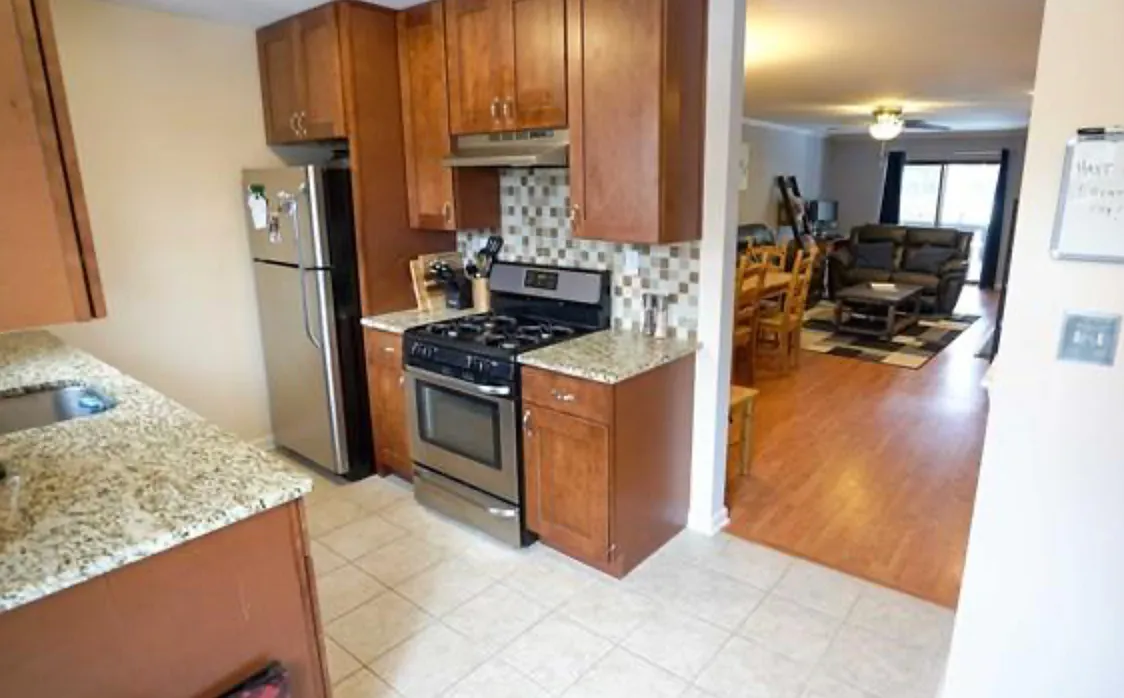 2 bed, 1193 sqft, $3,100 — Photo 4