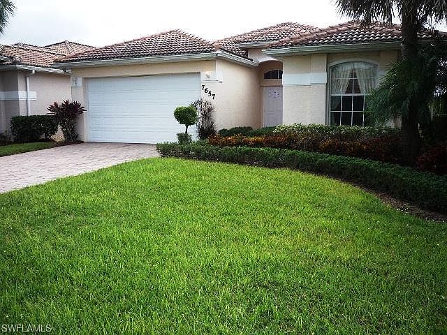 1st image of 7657 Berkshire Pines Dr