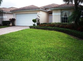 7657 Berkshire Pines Dr, Naples, FL 34104
