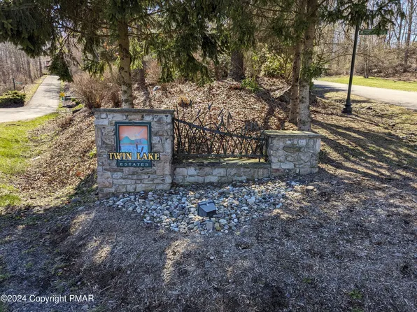 507 McKinley Way, East Stroudsburg, PA 18301