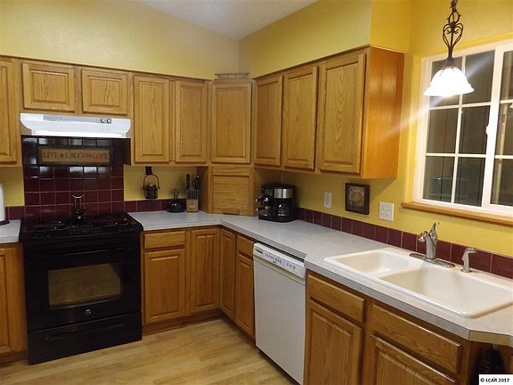 3rd image of 2722 Florence Ln
