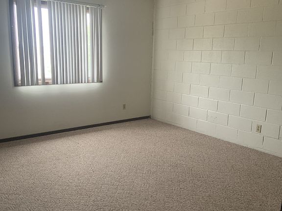 5th image of 1701 University Dr #14