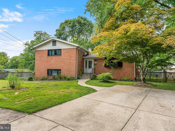 11526 Colt Ter, Silver Spring, MD 20902