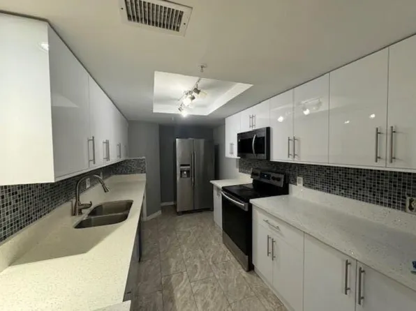 4167 N Haverhill Rd APT 1107, West Palm Beach, FL 33417