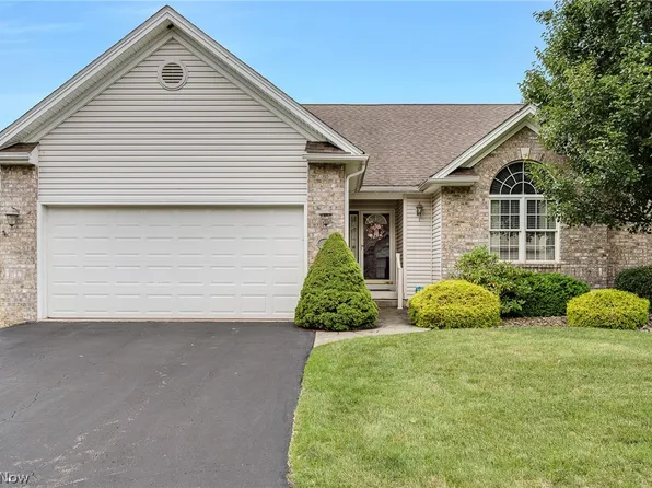 7007 Clingan Rd Unit 48, Poland, OH 44514