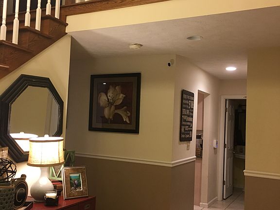 4th image of 1009 Saint Pauls Ln
