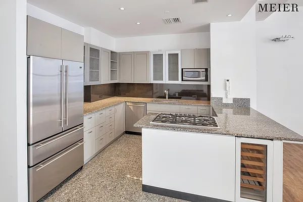 Sold by MEIER | media 3