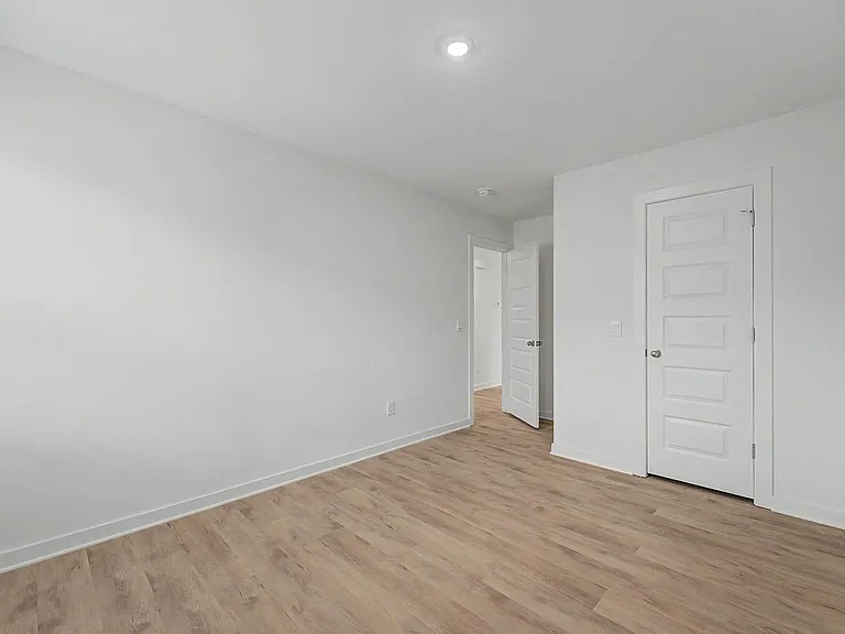 529 Nevada St — Photo 11