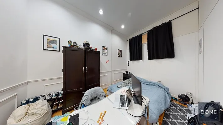 Rented by Bond New York | media 24