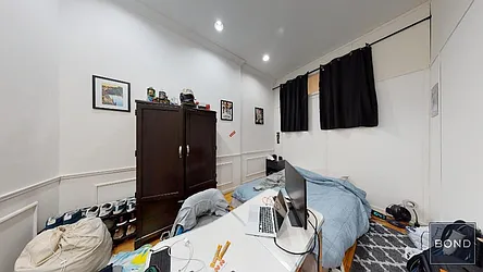 Rented by Bond New York