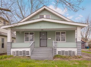7915 Vineyard Ave, Cleveland, OH