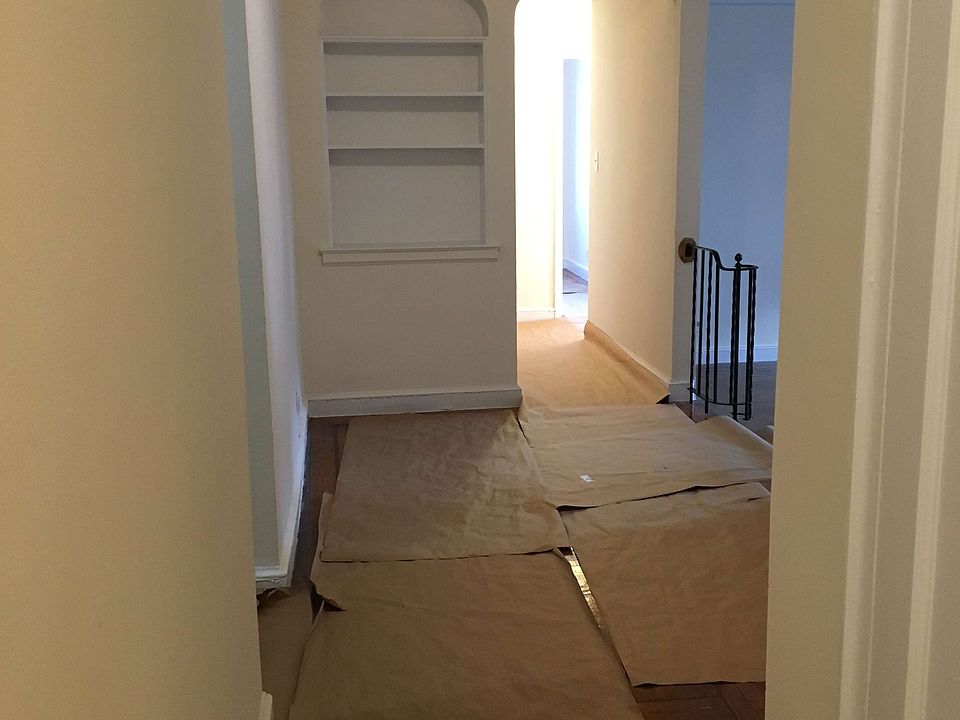 1st image of 19 Cumming St APT 4B