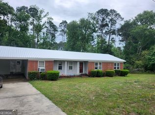 250 Hereford Cir, Swainsboro, GA 30401