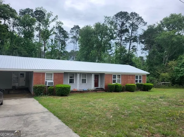 250 Hereford Cir, Swainsboro, GA 30401
