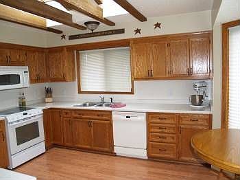 5th image of 3813 Iris Cir