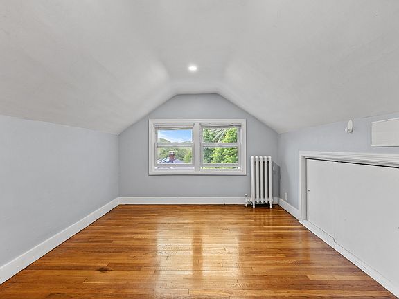 4th image of 276-280 Lebanon St #2