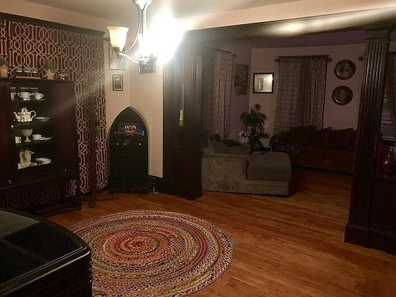 4th image of 72 Fairfax Rd #2