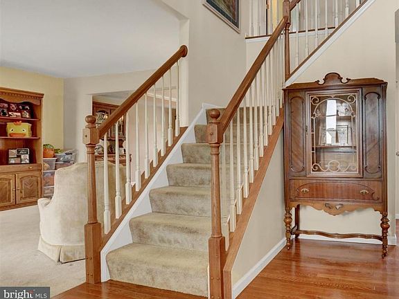 3rd image of 120 Payne Dr