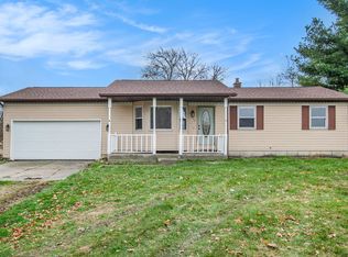 17455 Starbrick St, Edwardsburg, MI 49112