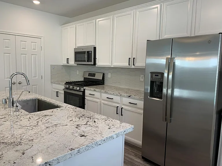 8179 Skye Plum St — Photo 6