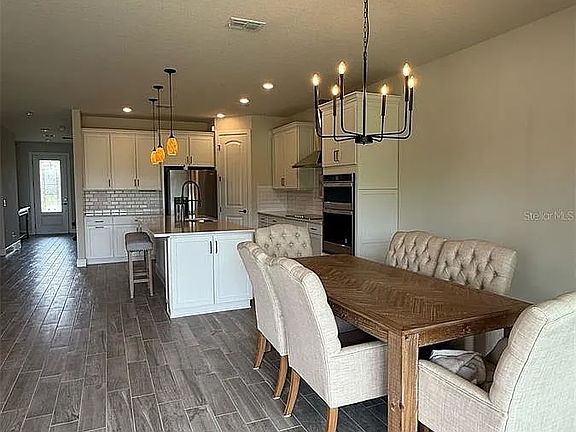 3rd image of 5681 Arborvista Dr